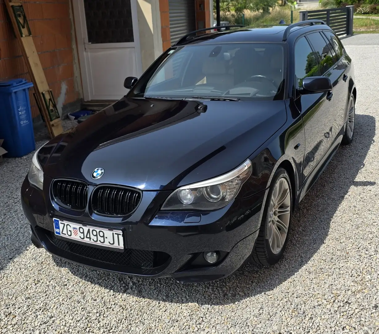 BMW 530 530d Touring Sport-Aut. Edition Exclusive Blau - 2