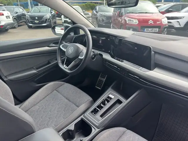 Volkswagen Golf view 10