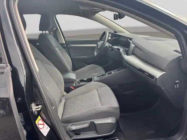 Volkswagen Golf view 9