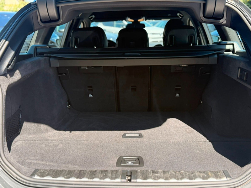 BMW 320 3 Touring 320 d xDrive M Sport — photo 13