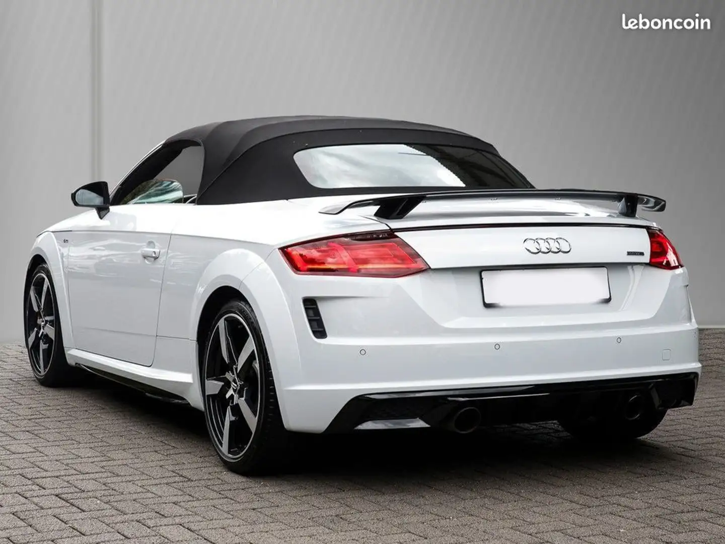 Audi TT 45 TFSI quattro S line compétition M Blanc - 2