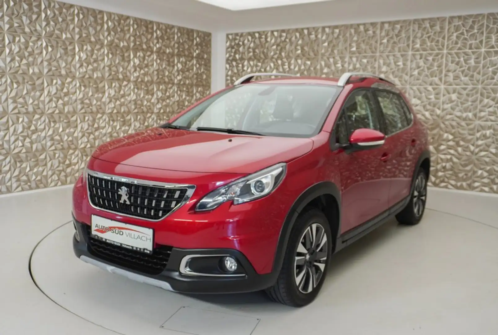 Peugeot 2008 1,2PT Allure Rot - 2