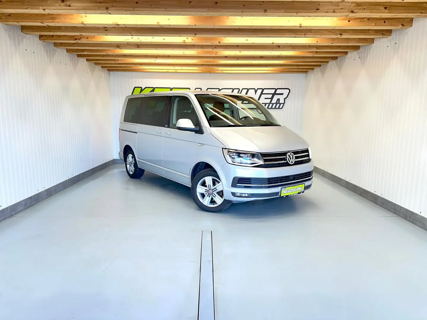 Volkswagen T6 Multivan 2,0 TDI DSG "G6" SITZH*LED*TEMP Silber - 1