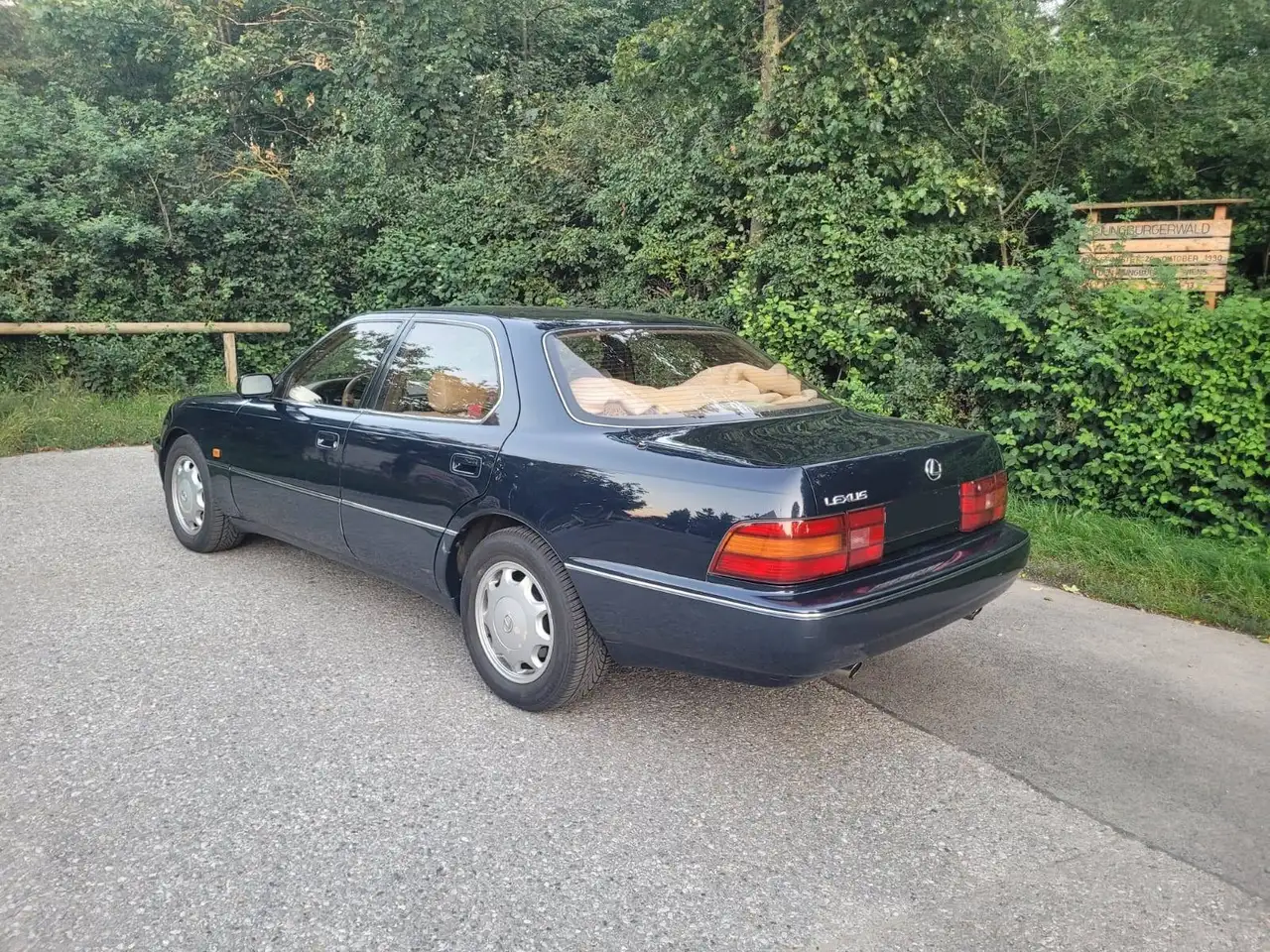Lexus LS 400, foto 3