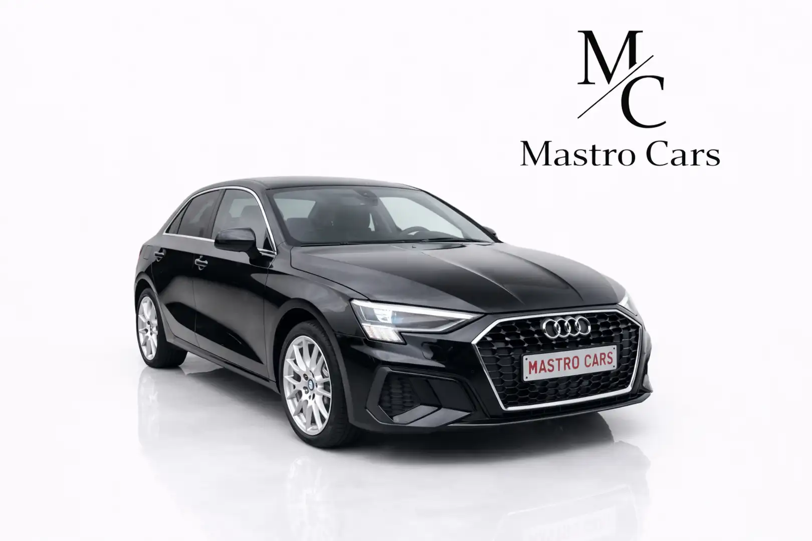 Audi A3 A3 Sportback 30 TFSI Attraction Noir - 1