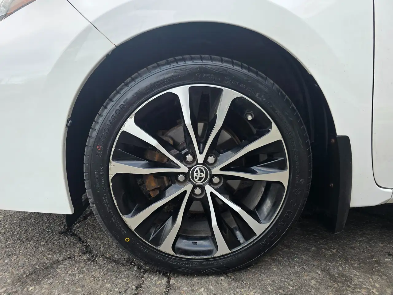 Toyota Corolla снимка Toyota Corolla