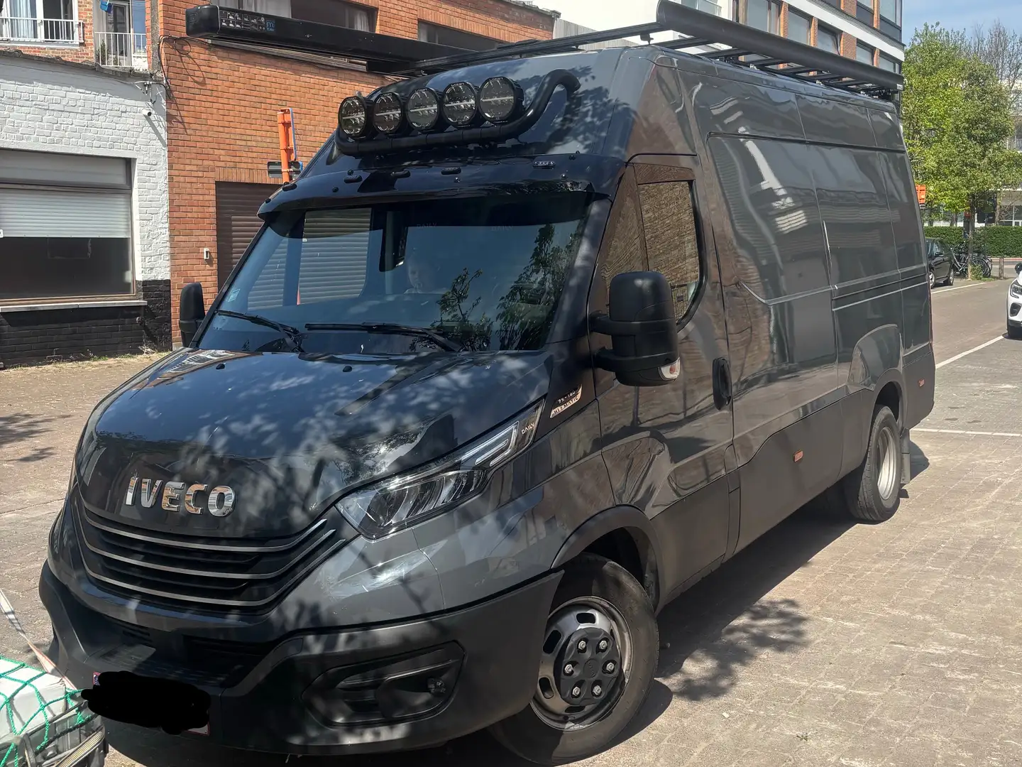 Iveco Daily 35 C 18HA8 V Gris - 2
