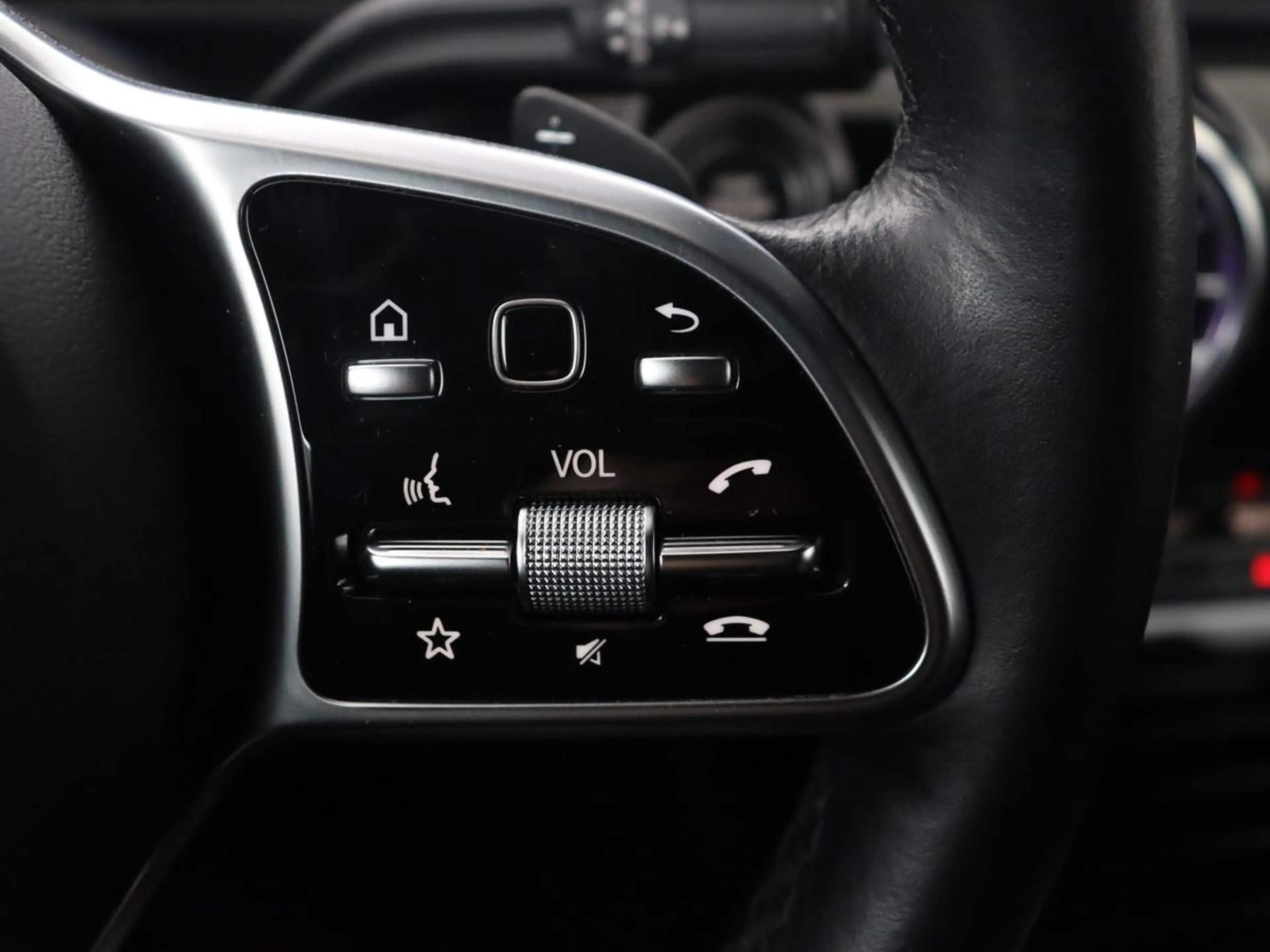 Mercedes-Benz CLA 200 Shooting Brake Business Solution Luxury | Panorama — photo 21