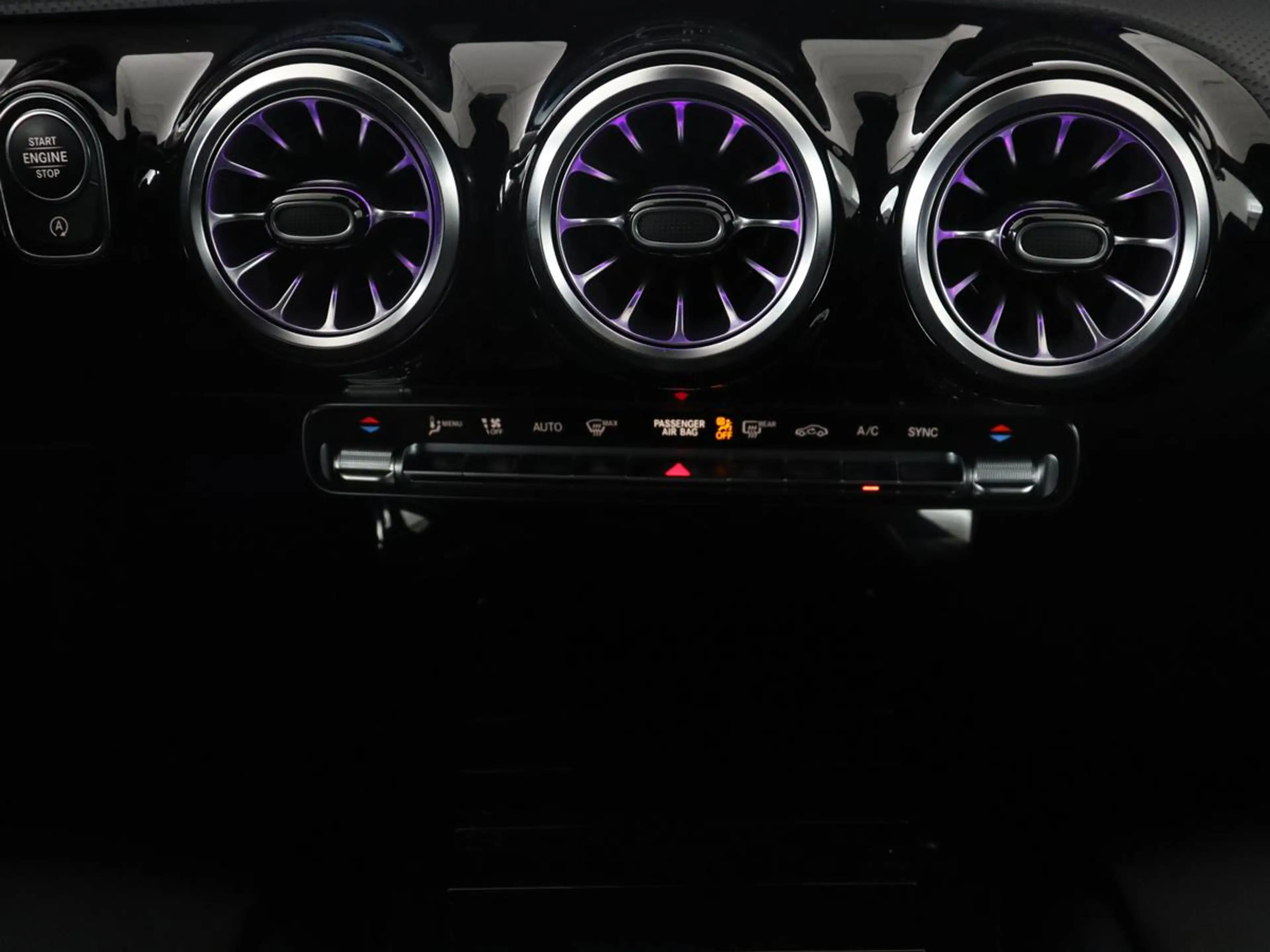 Mercedes-Benz CLA 200 Shooting Brake Business Solution Luxury | Panorama — photo 39