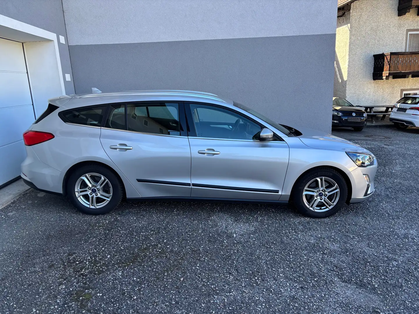 Ford Focus Cool NAVI, SPORTSITZE, DAB+, PDC, TEMP, LED - 1