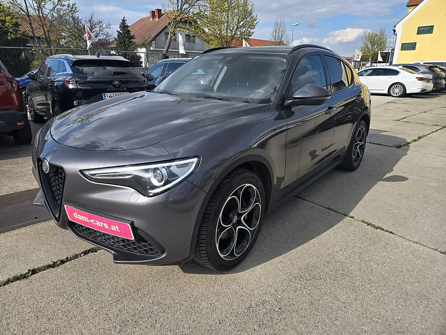 Alfa Romeo Stelvio Sprint 2,2 16V 190 AT8 Q4 Grau - 1