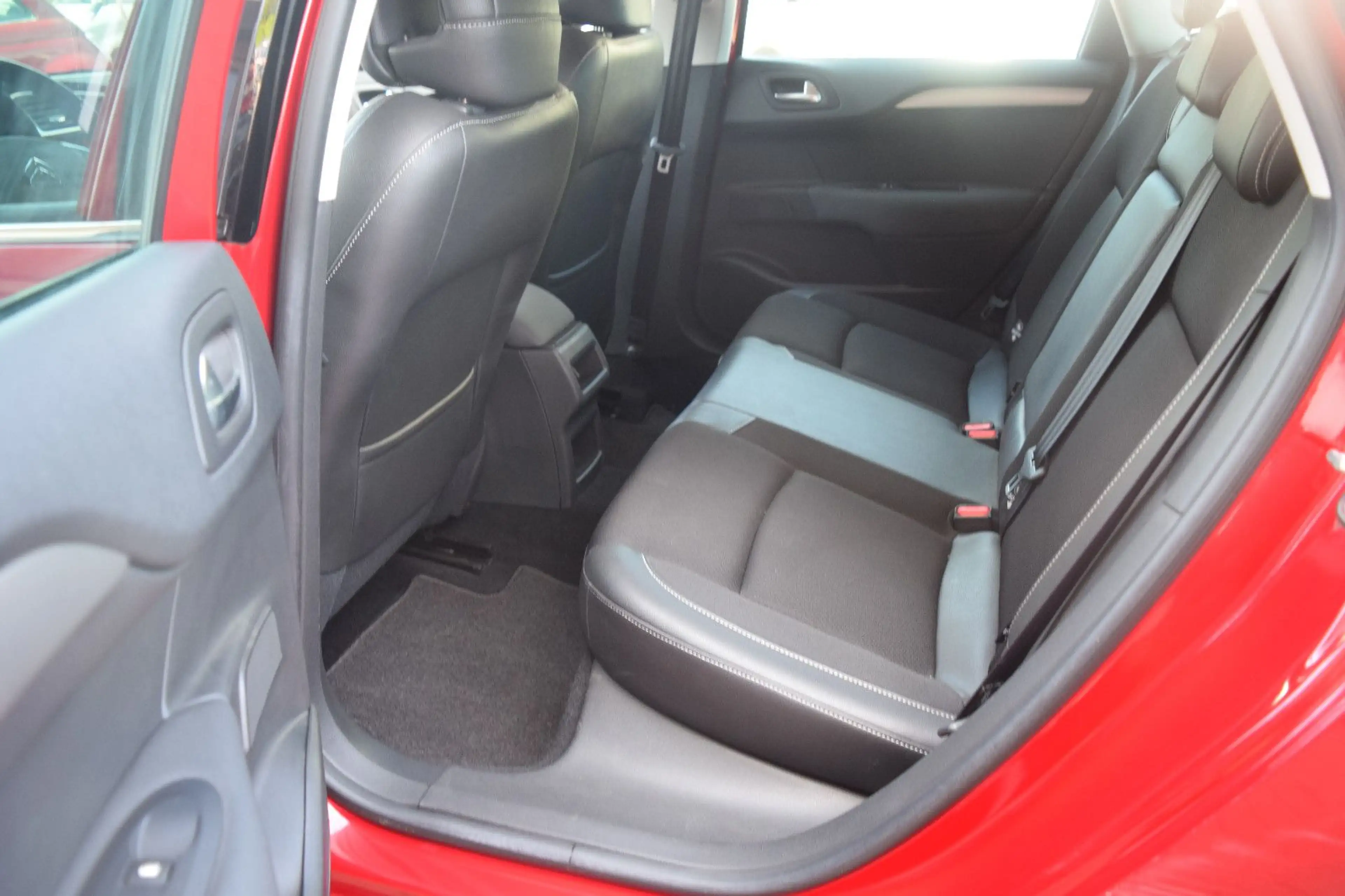 Citroen C4 KLIMAAUTOMATIK, MASSAGESITZ, PDC — photo 9