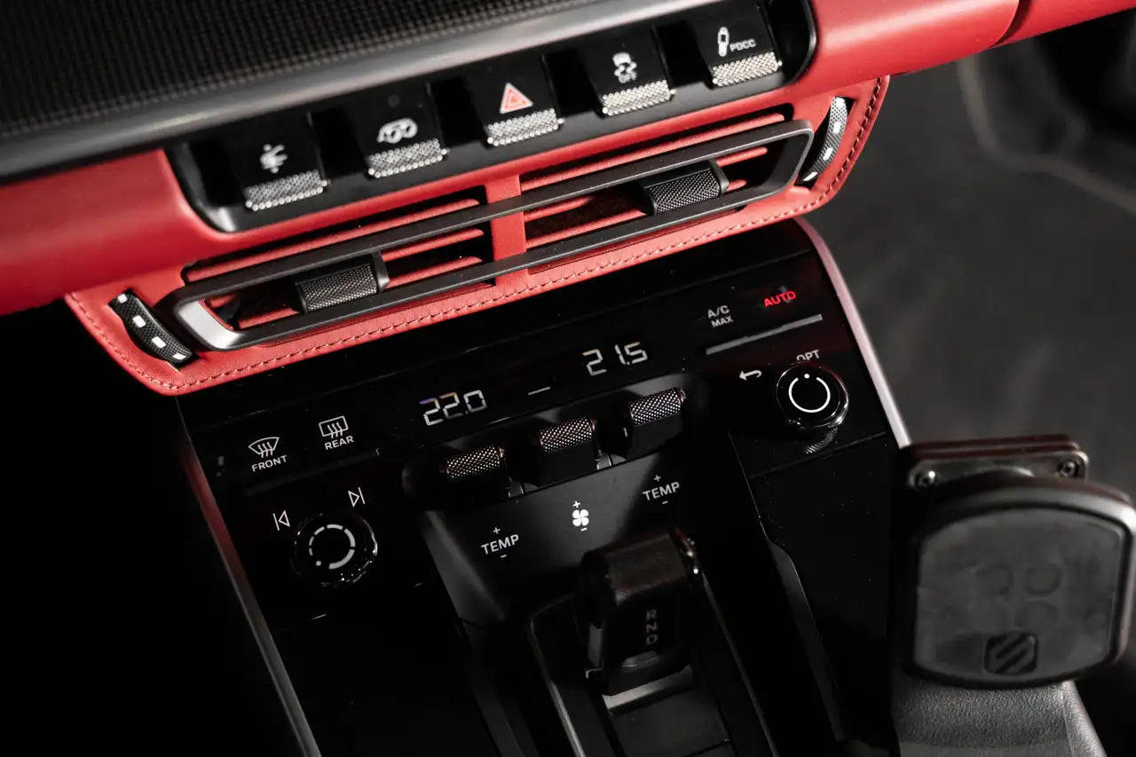 Porsche 911 снимка Porsche 911