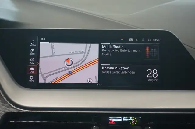 BMW 1 Series view 15