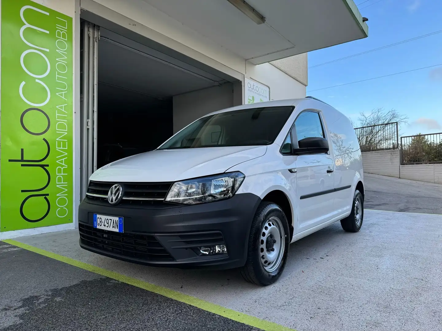 Volkswagen Caddy 2.0TDI DSG BUSINESS CARGO GARANZIA 24MESI PDC-NAVY Bianco - 1