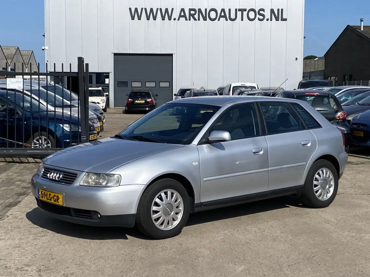 Audi A3 1.9 TDI Attraction 5-DEURS, AIRCO(CLIMA) IJSKOUD, Gris - 1