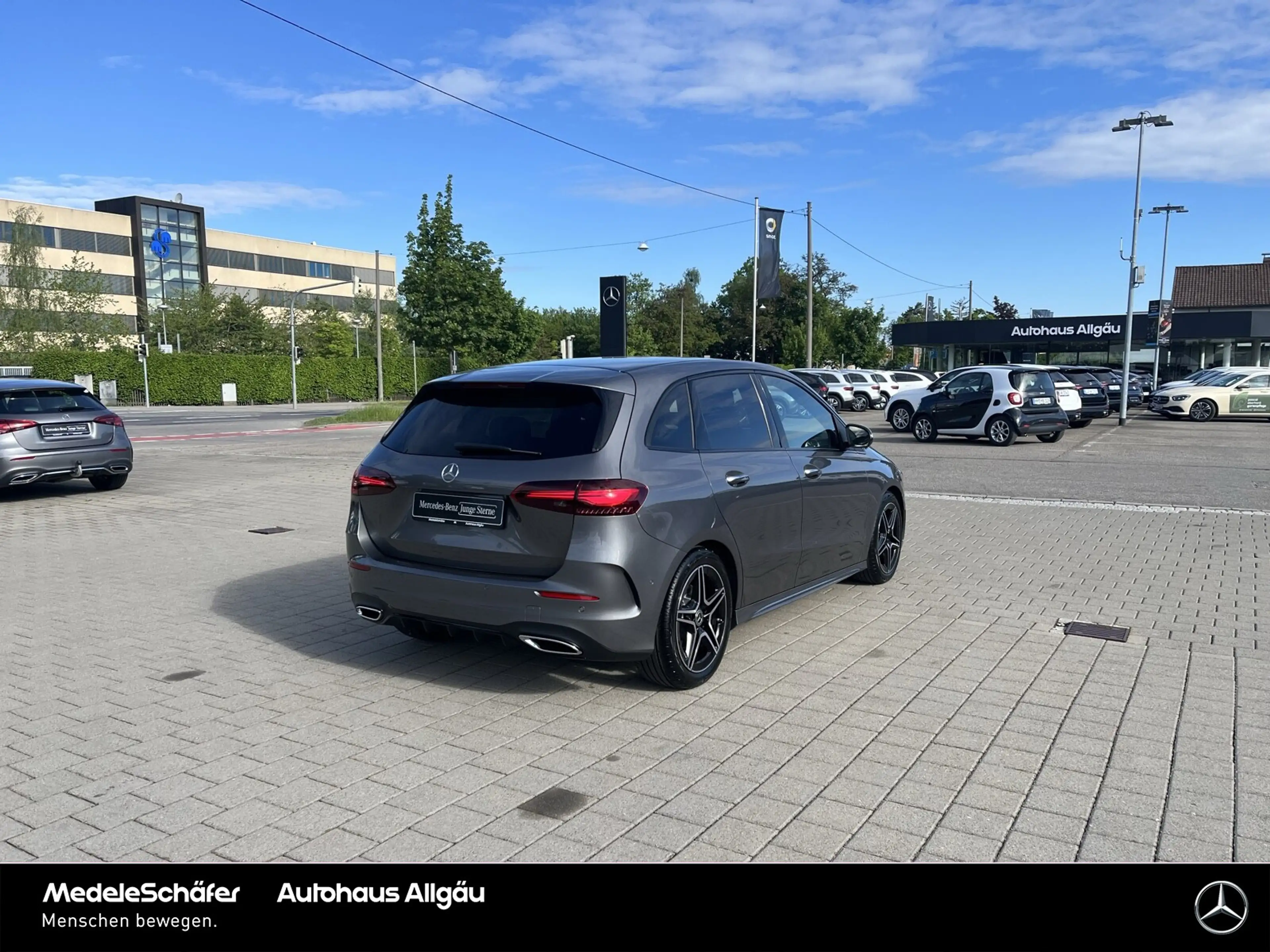 Mercedes-Benz B 200 B 200 AMG Night Fahr-Assistenz HuD 360 Multibeam — photo 5