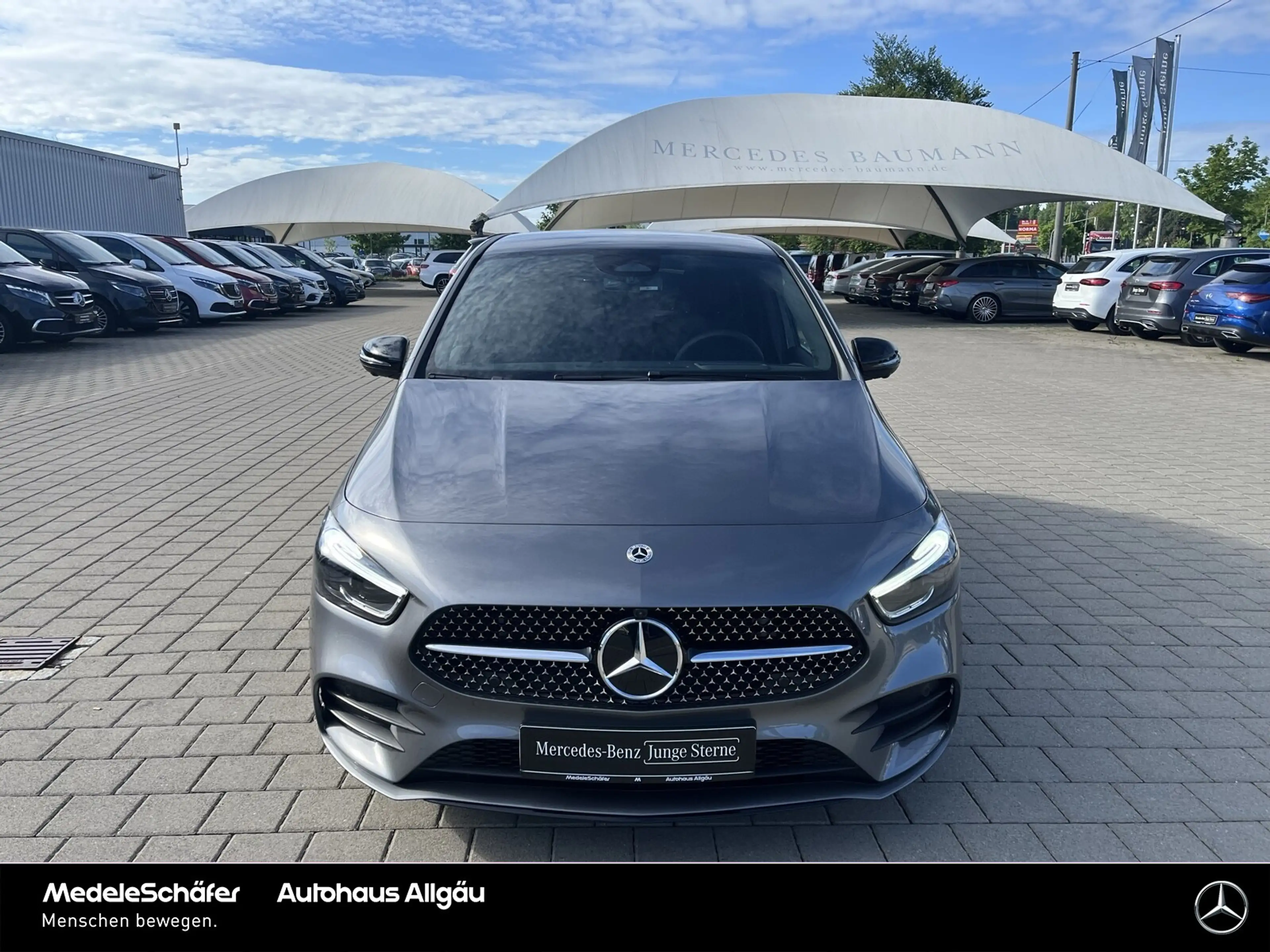 Mercedes-Benz B 200 B 200 AMG Night Fahr-Assistenz HuD 360 Multibeam — photo 8