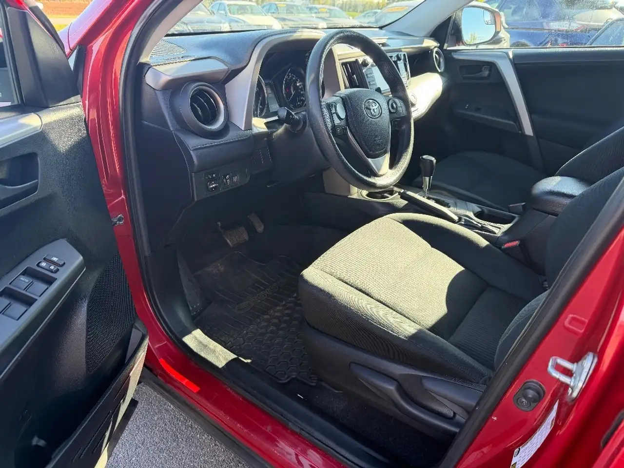 Toyota RAV 4 снимка Toyota RAV 4