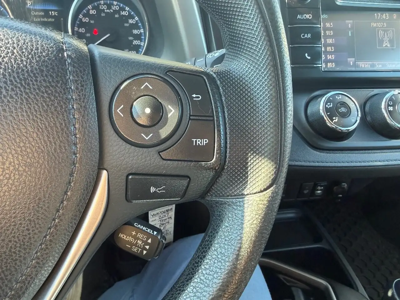 Toyota RAV 4 снимка Toyota RAV 4