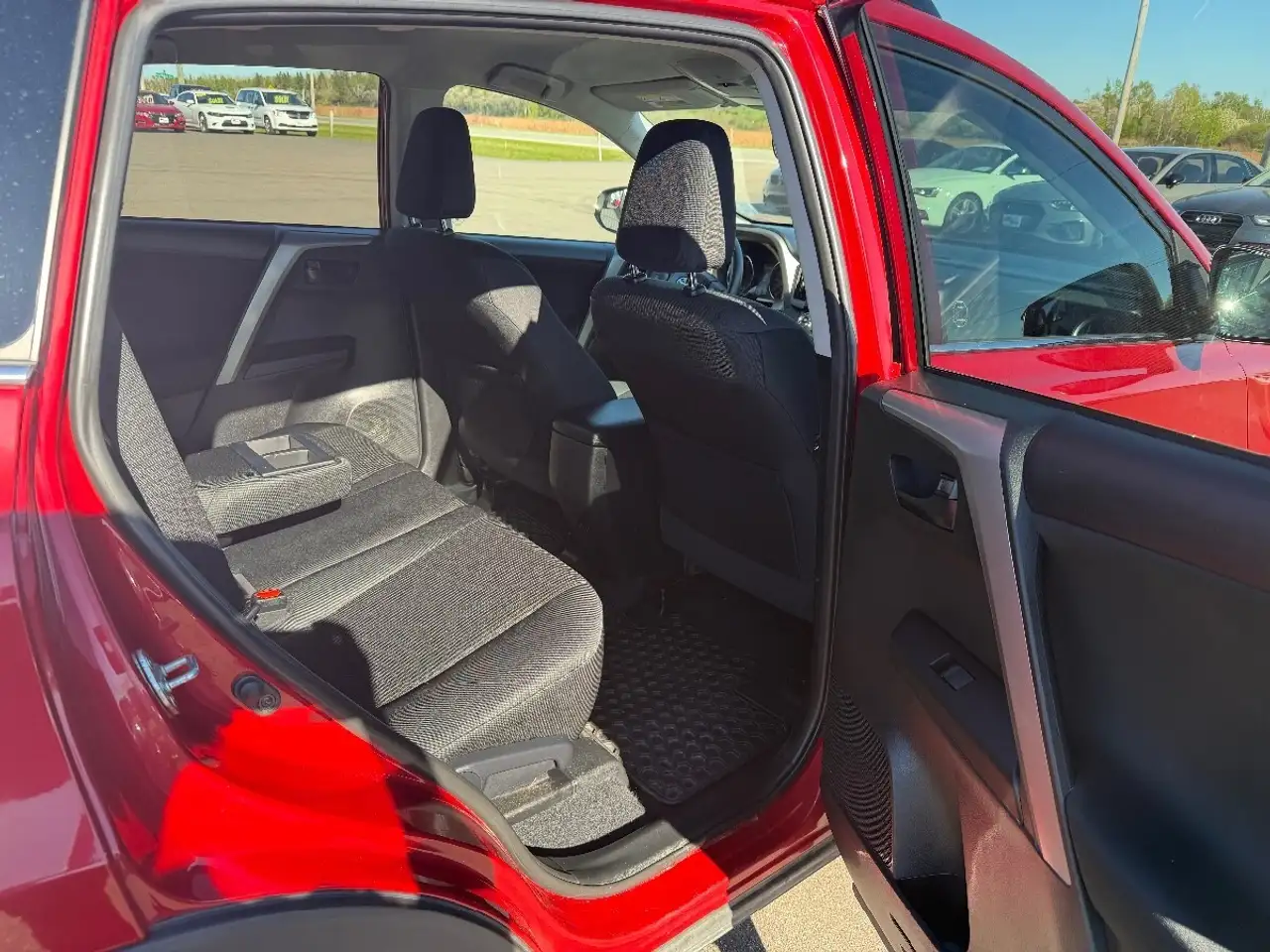 Toyota RAV 4 снимка Toyota RAV 4