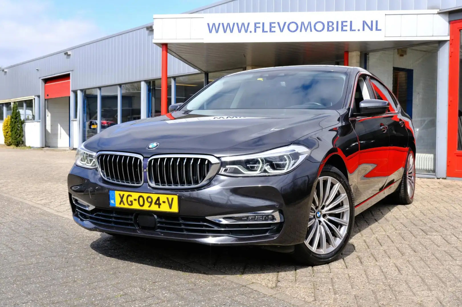 BMW 630 6-serie Gran Turismo 630i 259pk High Executive Aut Šedá - 1