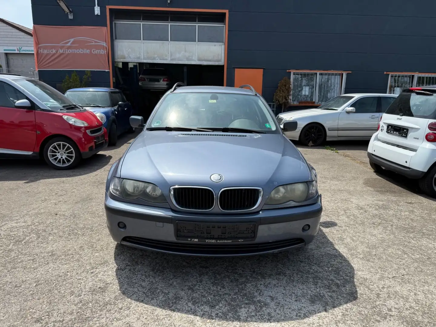 BMW 318 i Touring/TÜV/TEMPOMAT/NAVI Blau - 2