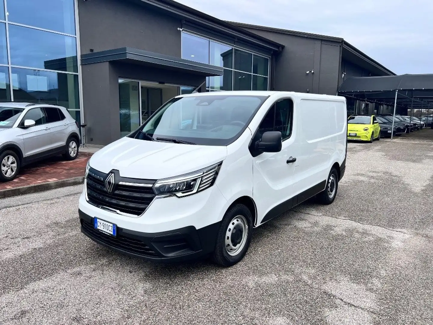 Renault Trafic T27 2.0 BluedCi 150CV PC-TN Furgone Bianco - 1