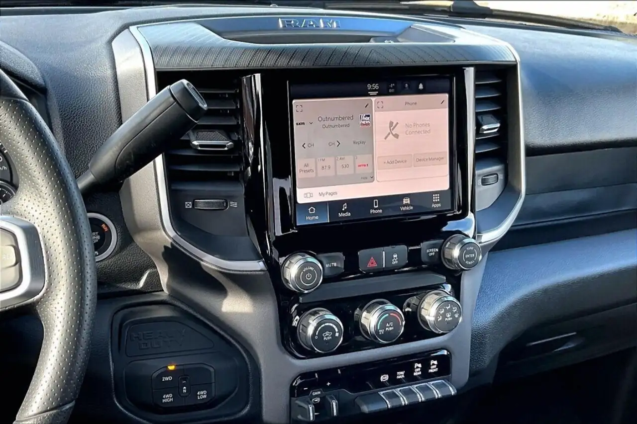 RAM 3500 снимка RAM 3500