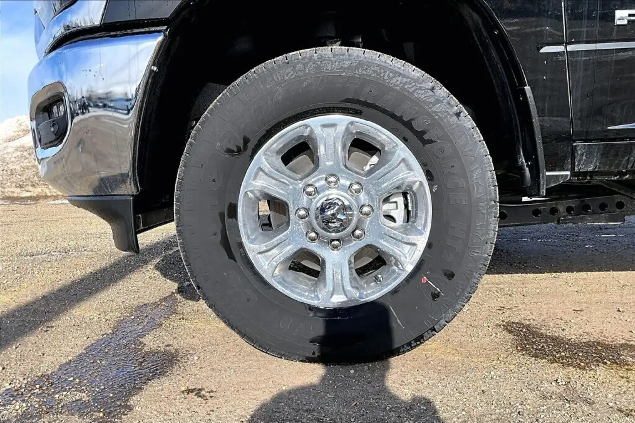 RAM 3500 снимка RAM 3500