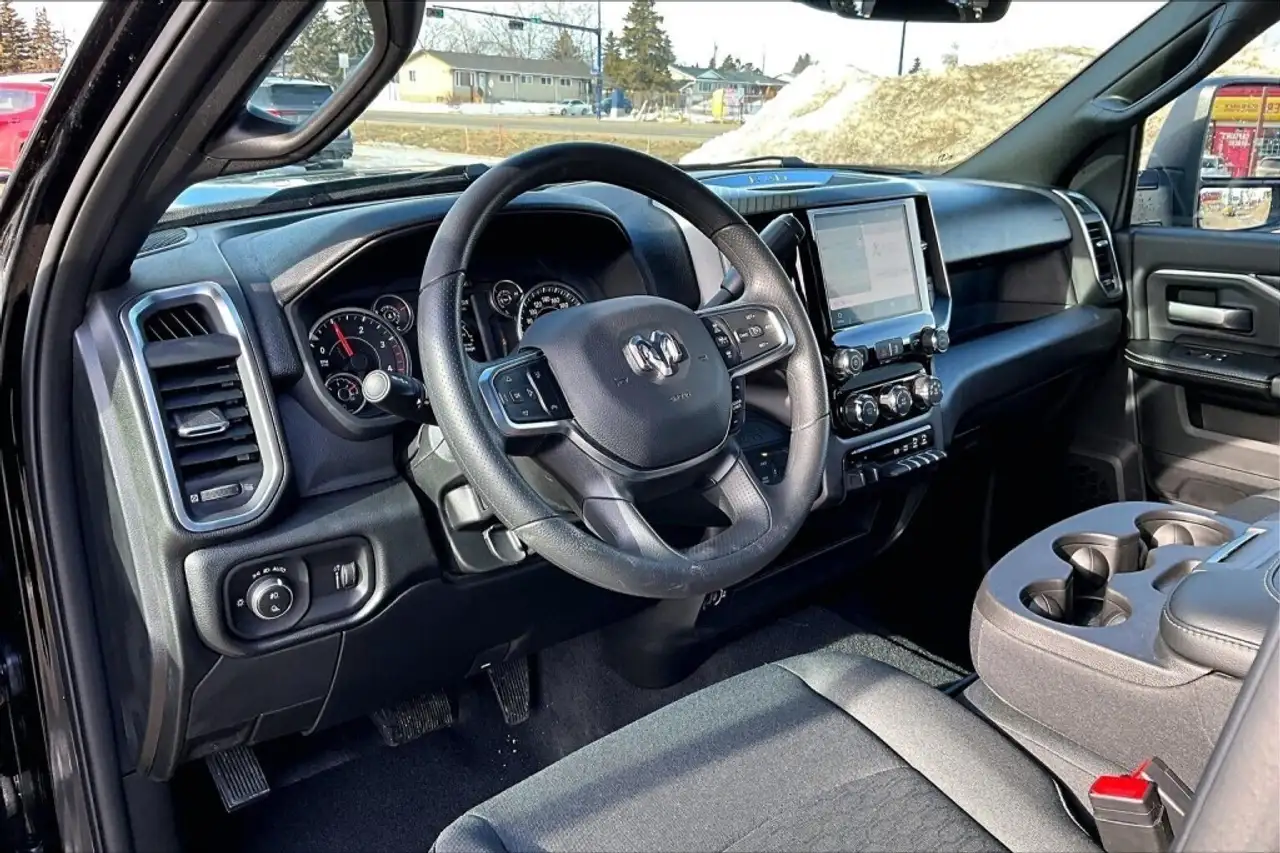 RAM 3500 снимка RAM 3500