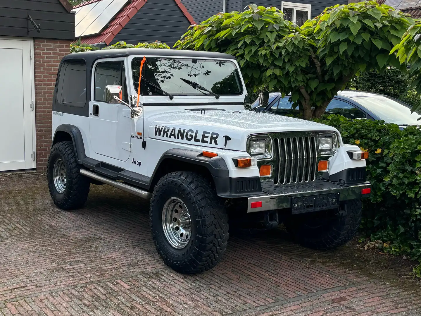 Jeep Wrangler Wrangler 2.5 Laredo softtop en hardtop Blanc - 2