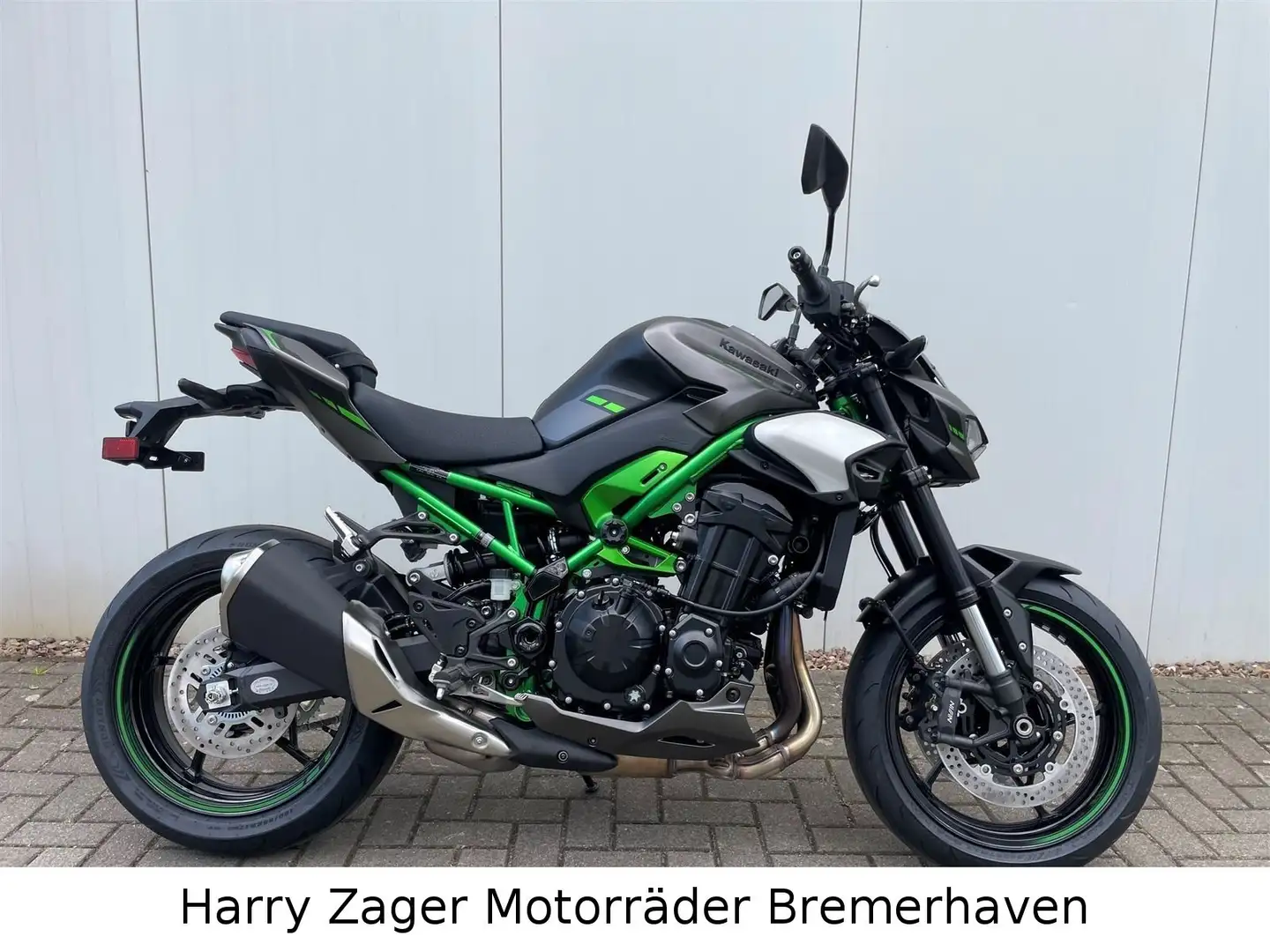 Kawasaki Z 900 800,- Starterbonus sichern! Verde - 2