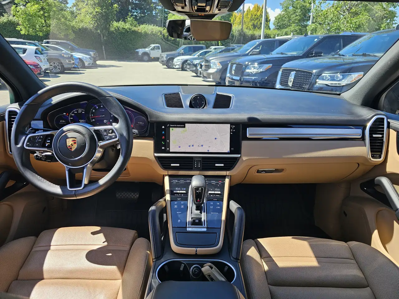 Porsche Cayenne снимка Porsche Cayenne