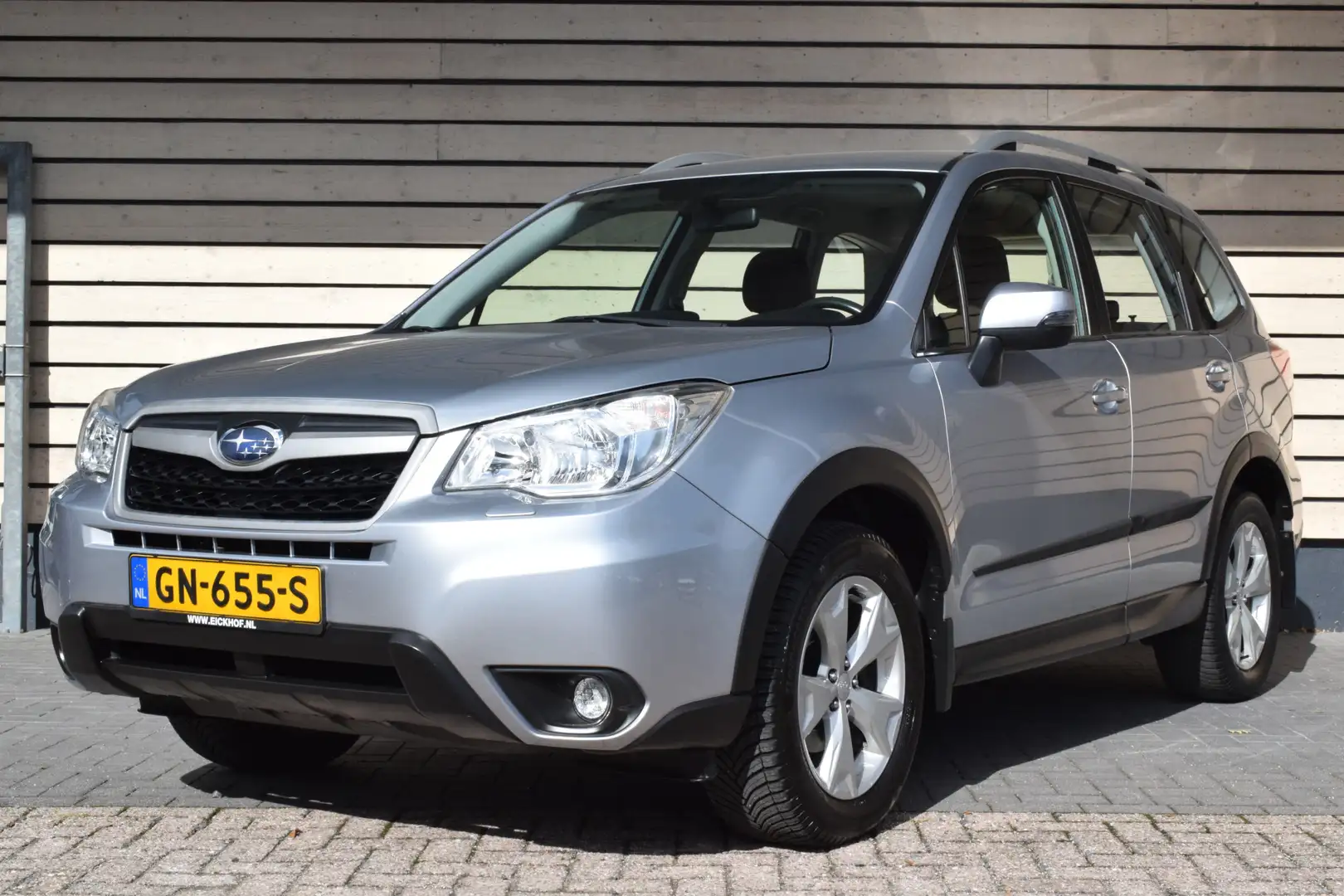 Subaru Forester 2.0 Comfort - Dealer onderhouden - Afneembare Trek Gris - 2