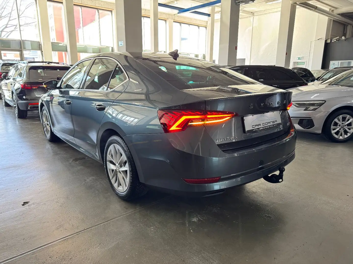 Skoda Octavia G-TEC DSG FIRST EDITION MEMORY LED VOLL Grau - 2