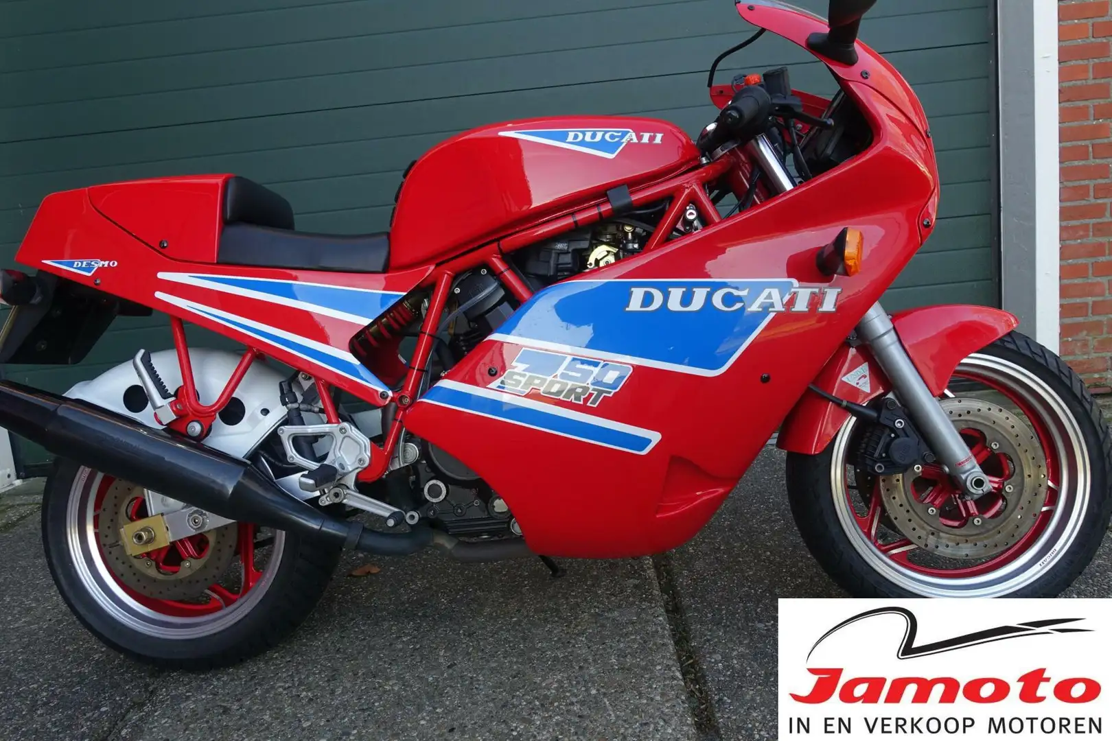 Ducati 750 Sport - 2
