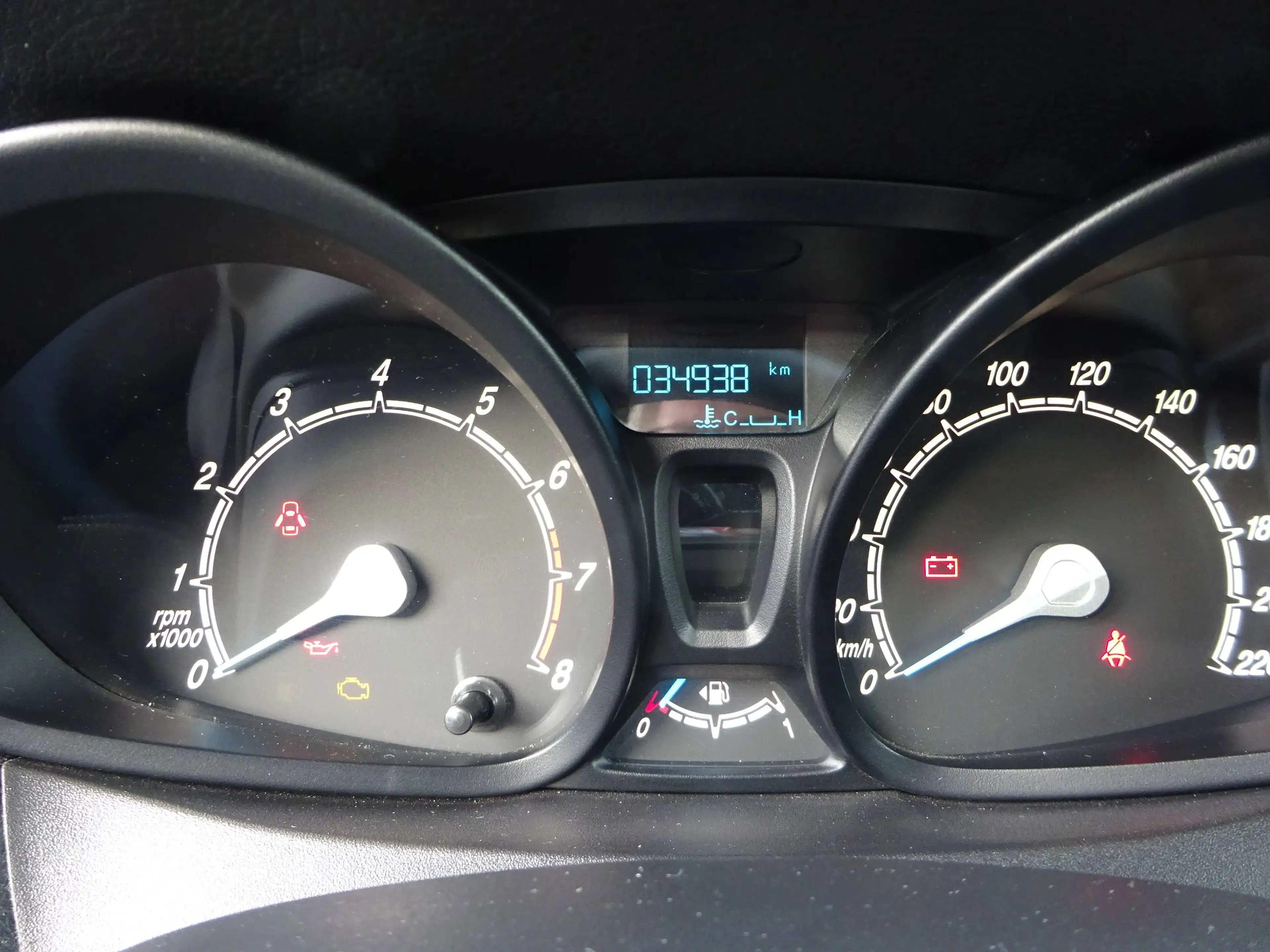 Ford Transit Courier Benzin Trend Klima 1.Hd Nur 35200km TÜV + Service NEU — photo 19