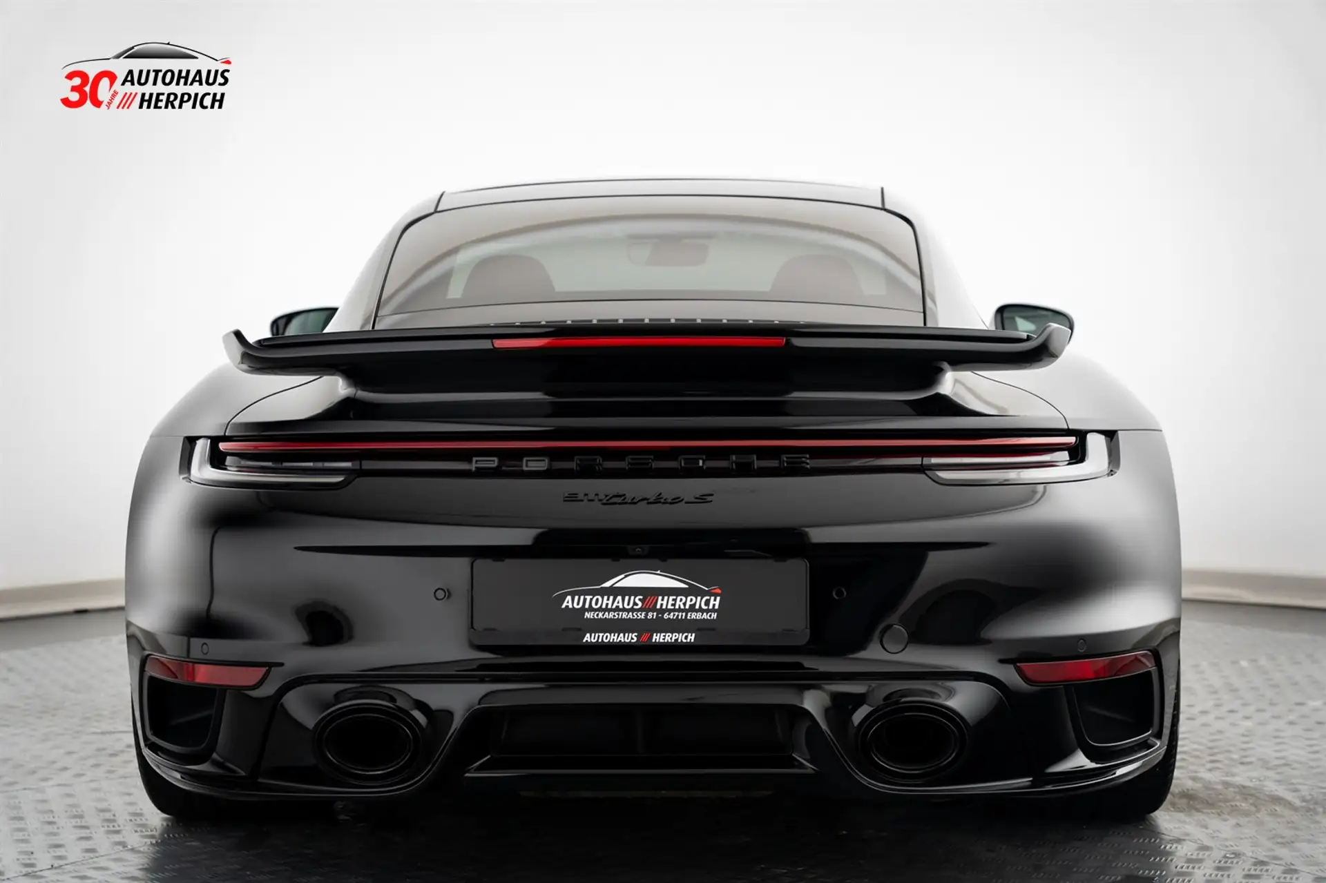 포르쉐 911 Turbo S Coupe 2023 검정 사진 4