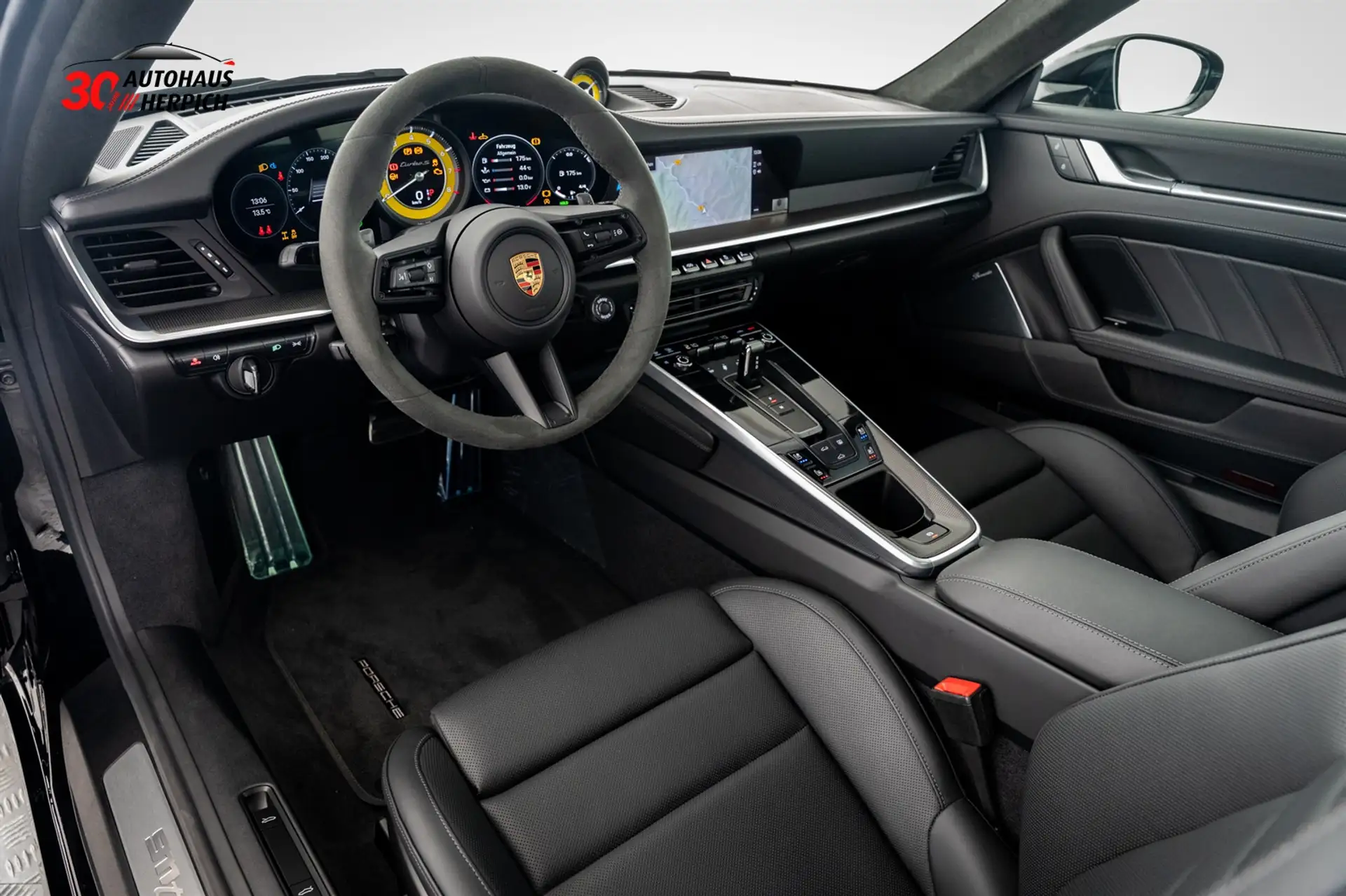 포르쉐 911 Turbo S Coupe 2023 검정 사진 8