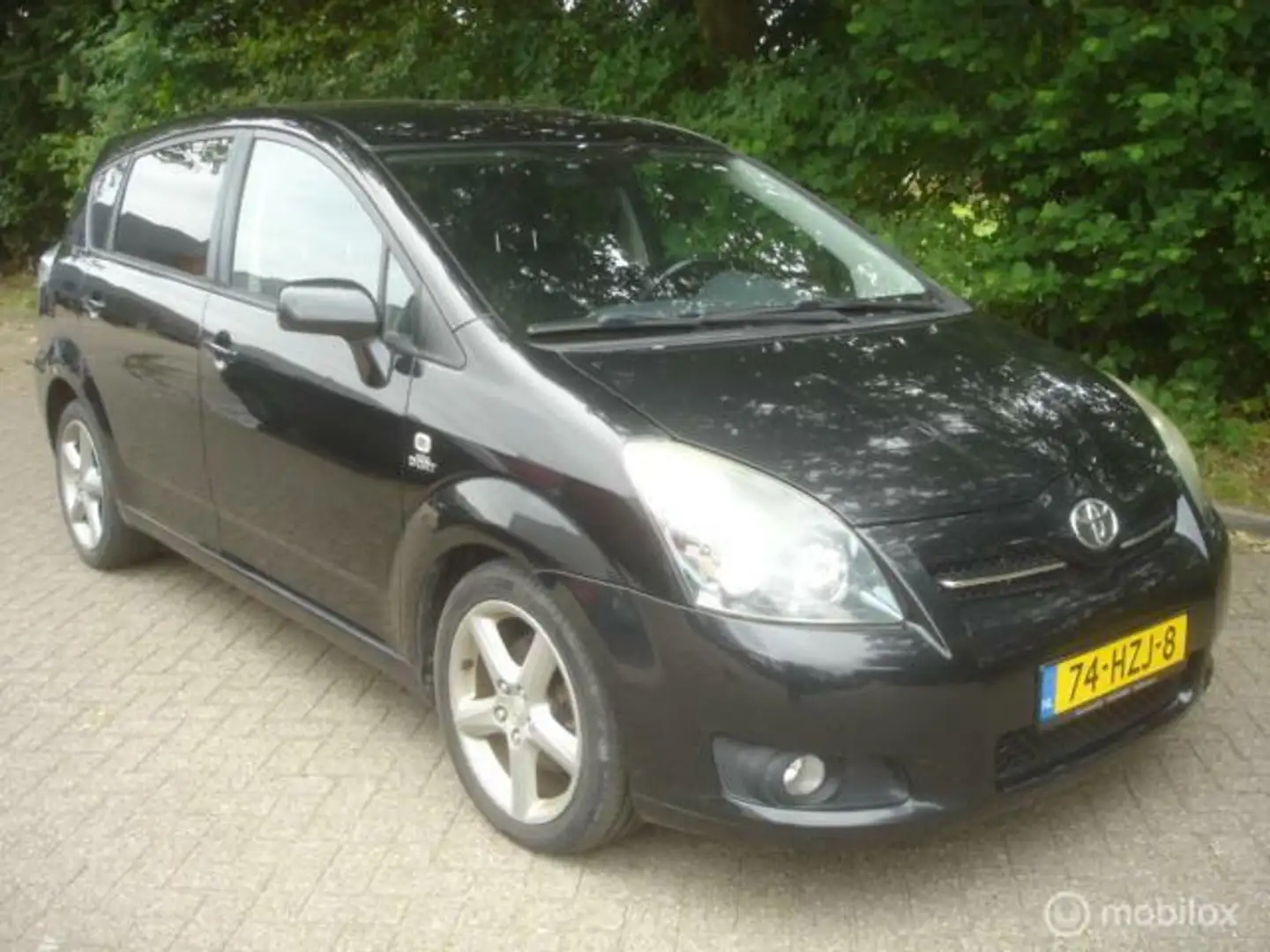 Toyota Corolla Verso 2.2 D-4D 177 PK 6 Bak Airco Cruise. Černá - 1