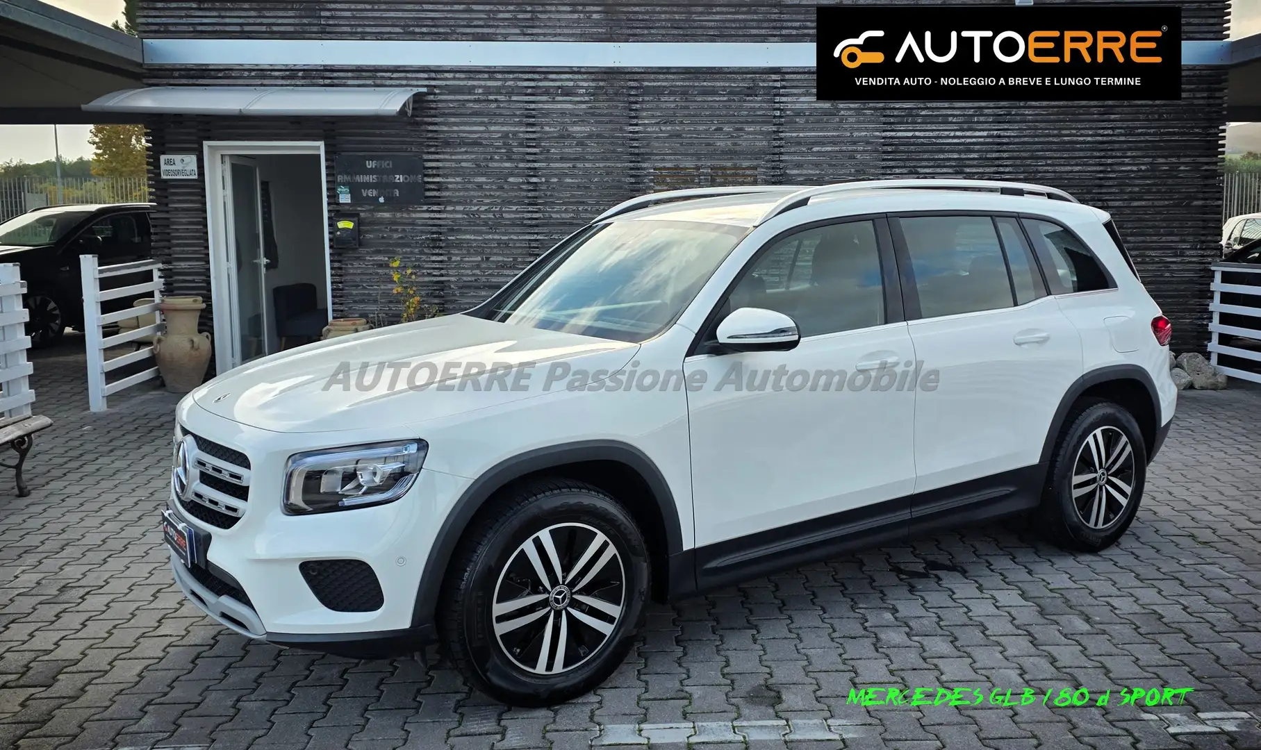 Mercedes-Benz GLB 180 d Sport Bianco - 1