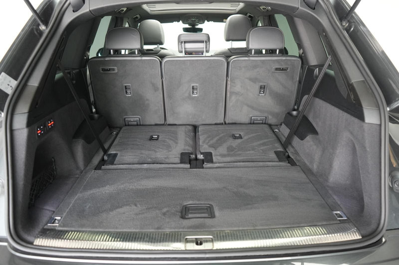 Audi SQ7 4.0 TDI quattro AHK/STHZ/HUD/Pano/Bose — photo 8