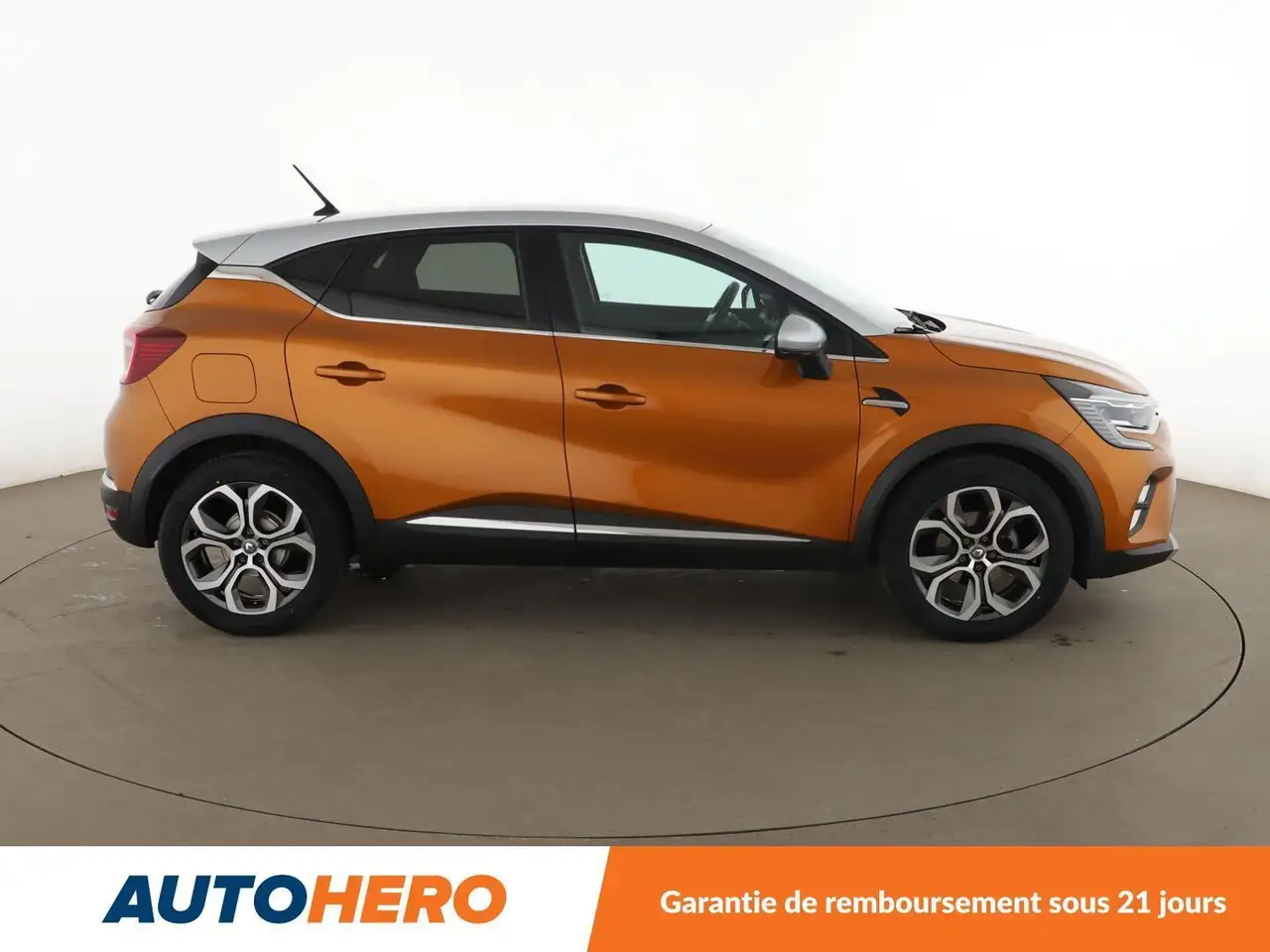 Renault Captur — photo 7