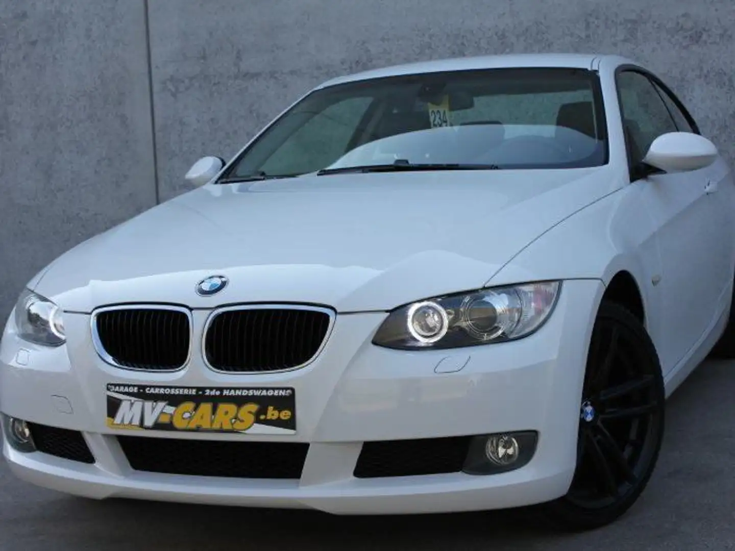 BMW 320 320i Coupé/Pdc/Xenon/navi/multistuur Blanc - 2
