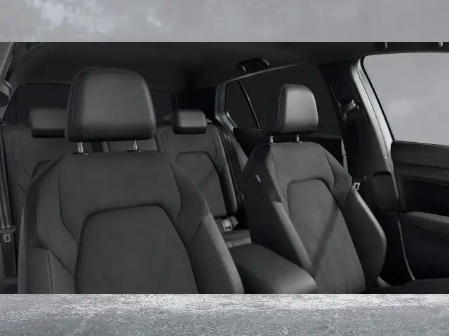Volkswagen Golf view 10