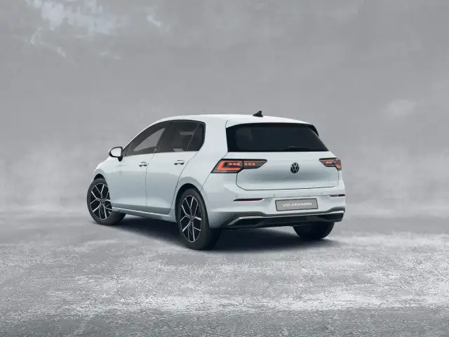 Volkswagen Golf view 5