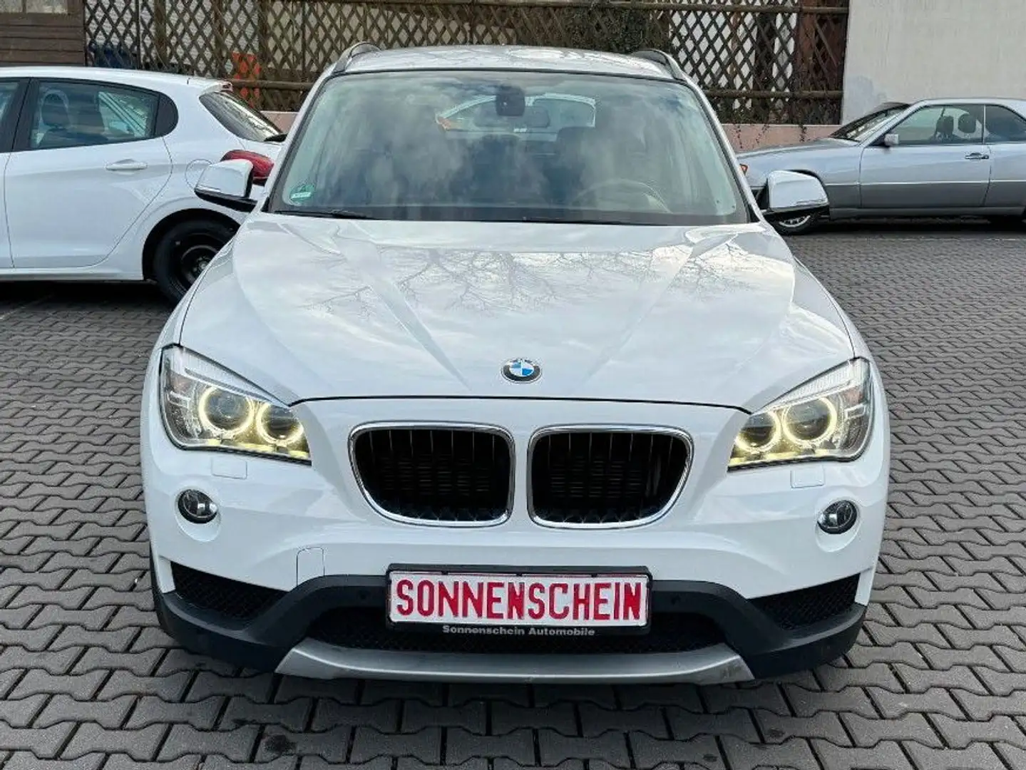 BMW X1 xDrive 18d *Klima*Sitzheizung*Navi* Weiß - 1