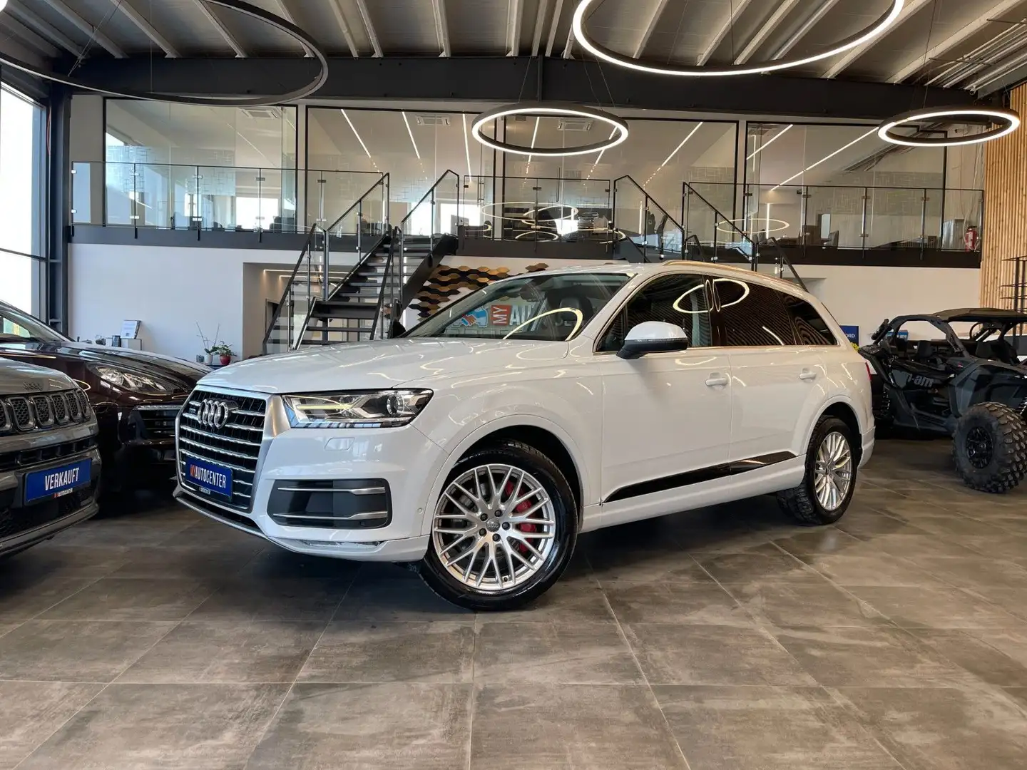 Audi Q7 3.0 TDI quattro *7SITZER*2.HAND*BI-XENON*AHK* Weiß - 1