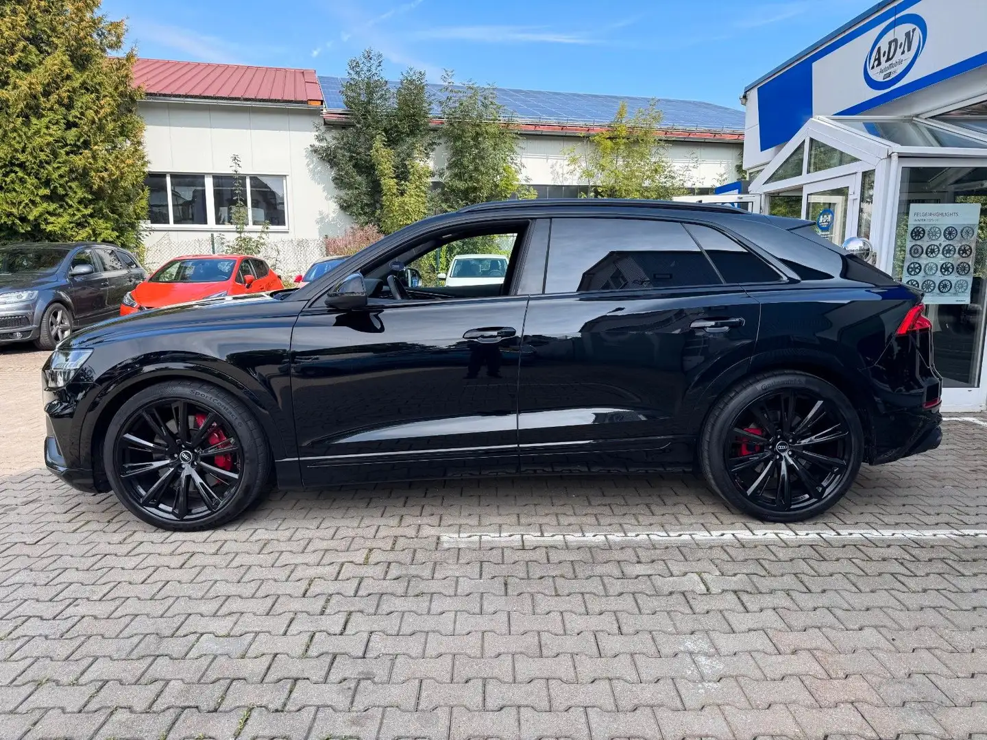 Audi SQ8 V8 TDI Paket: Schwarz + Assistenz + Advanced Noir - 2